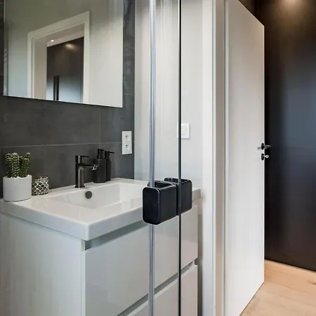 Exclusive White Complex - Guillemins Apartment